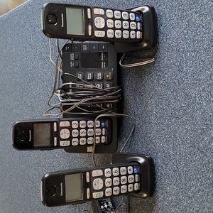 Panasonic KX-TGE240 Cordless Phone System